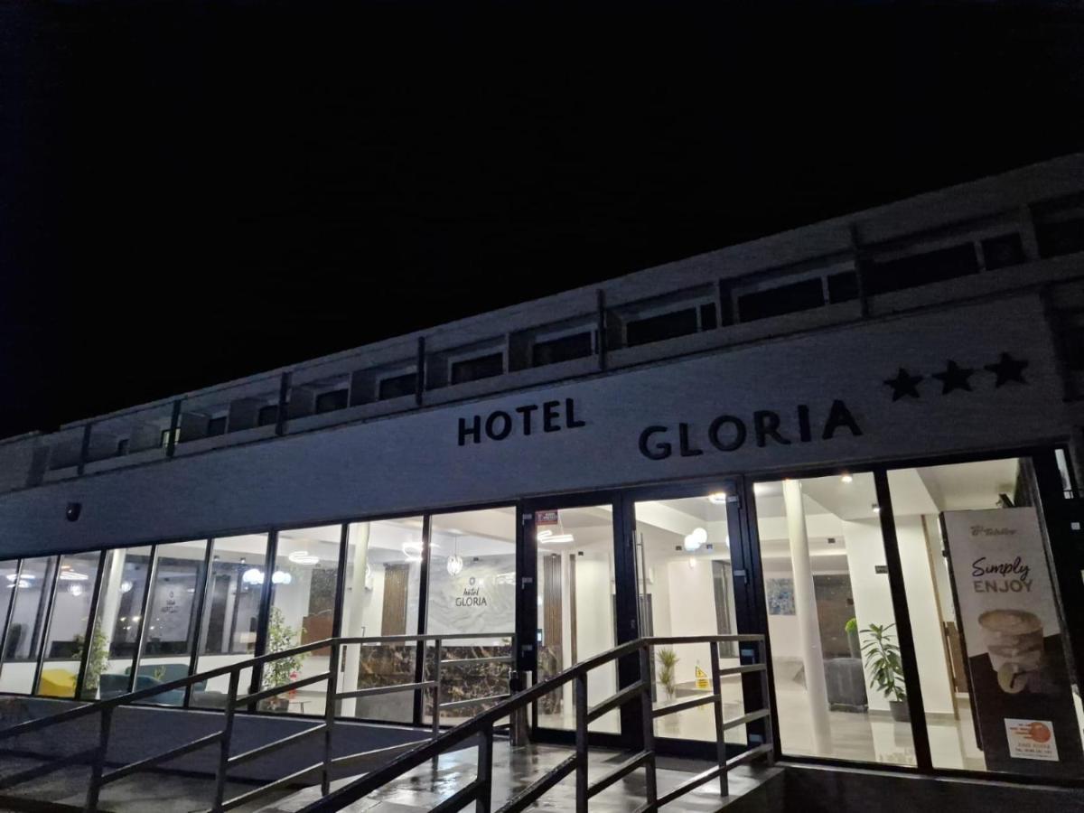 Hotel Gloria เอโฟรีเอซูด ภายนอก รูปภาพ